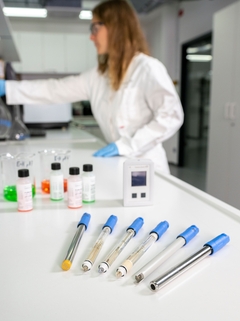 Memosens sensors to measure pH/ORP, conductivity, oxygen